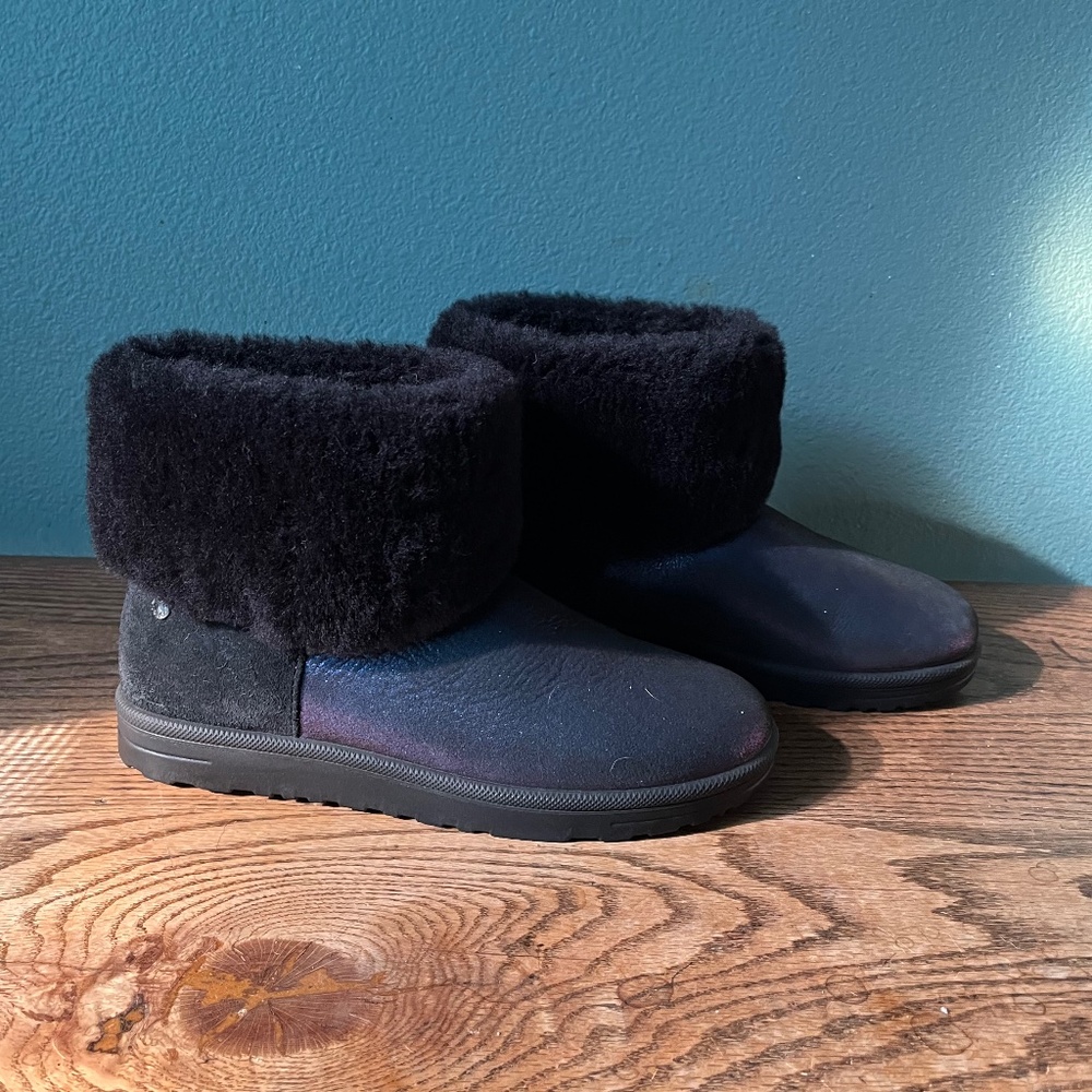 ABEO Boots  Shearling Lined  Two Tone Blue Metallic / Black Suede  Size 7  NWOT - Picture 5 of 9
